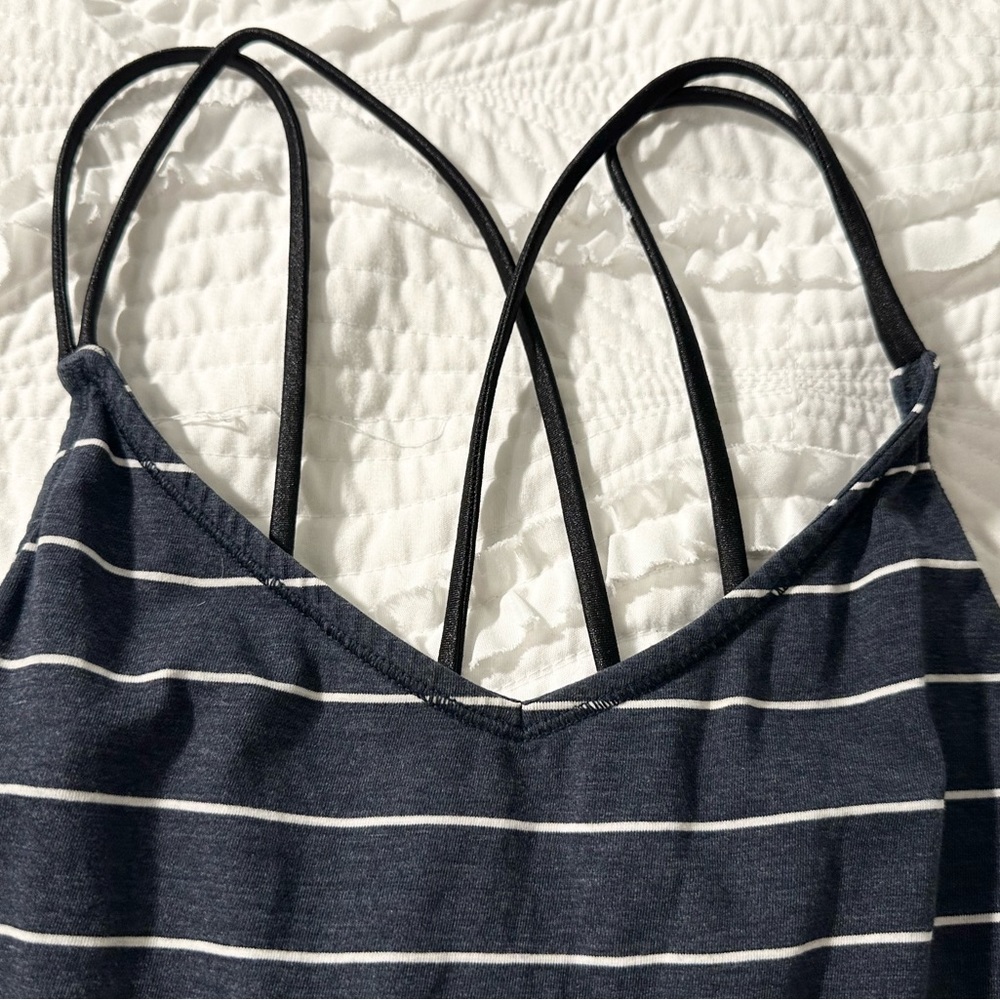 Lululemon Breezy Strappy Back Tank Charcoal Grey Stripes Size 4 - Picture 6 of 8